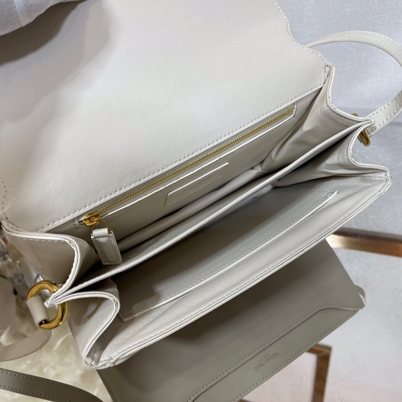 Amelia - YSL Bag - 3765