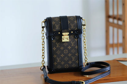 Fan Fashion Lu-Vi bags - 9052