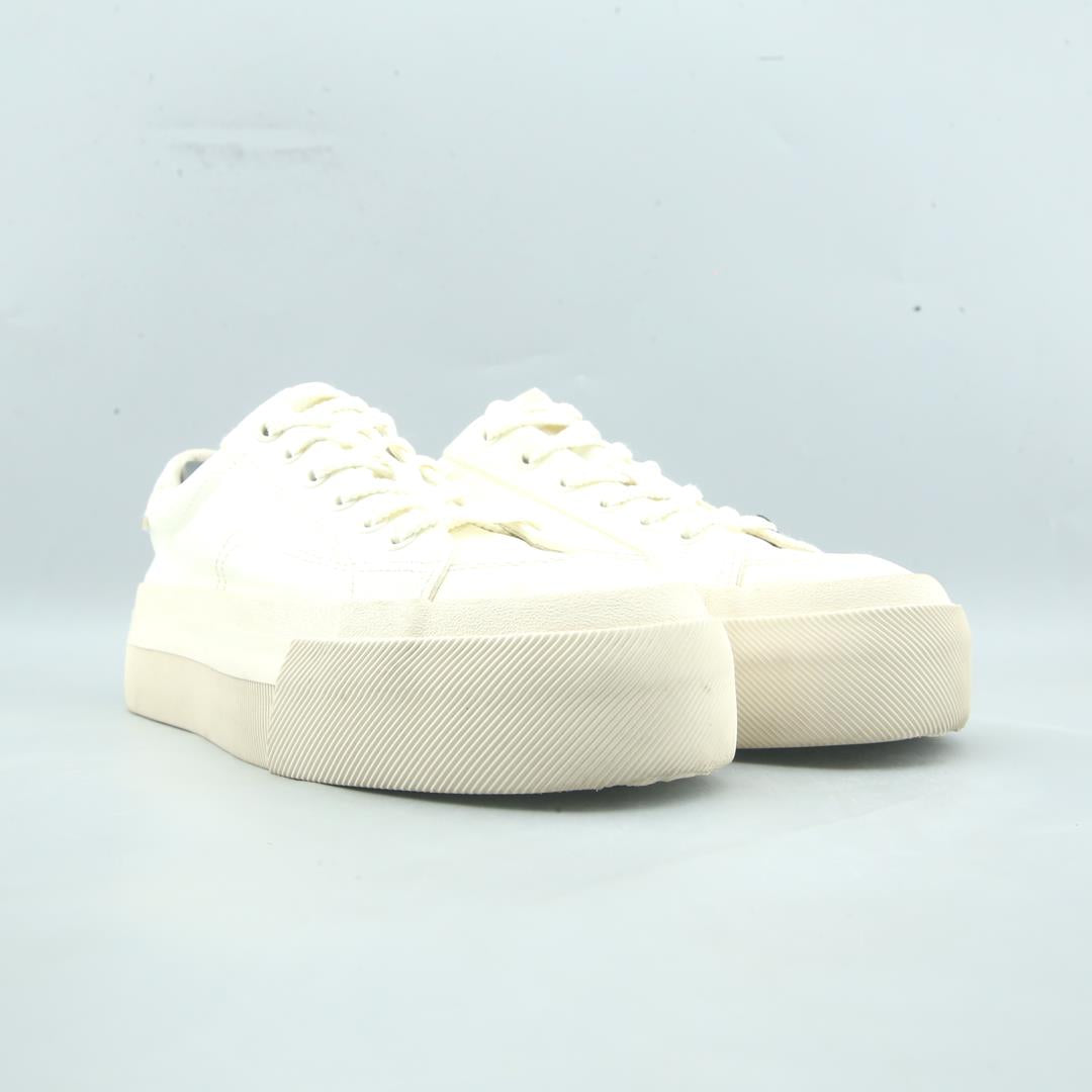 ZARA. .