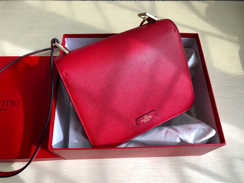 VAL LUXURY BAGS - FOR FASHION LOVERS  AFFORDABLE LUXURY BAGS- 1105