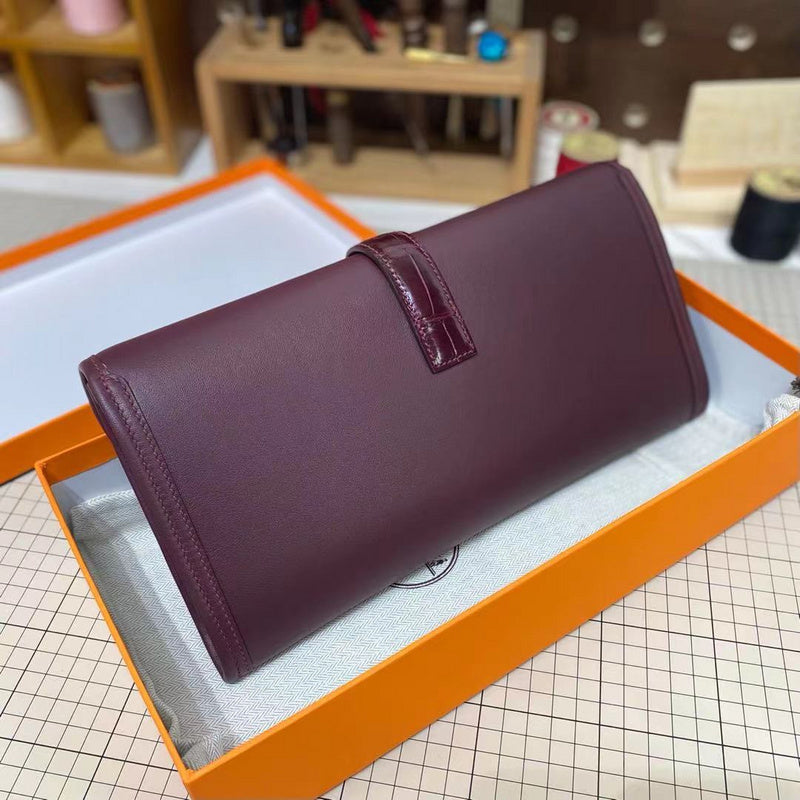 Amelia - HMS Bags - 1738