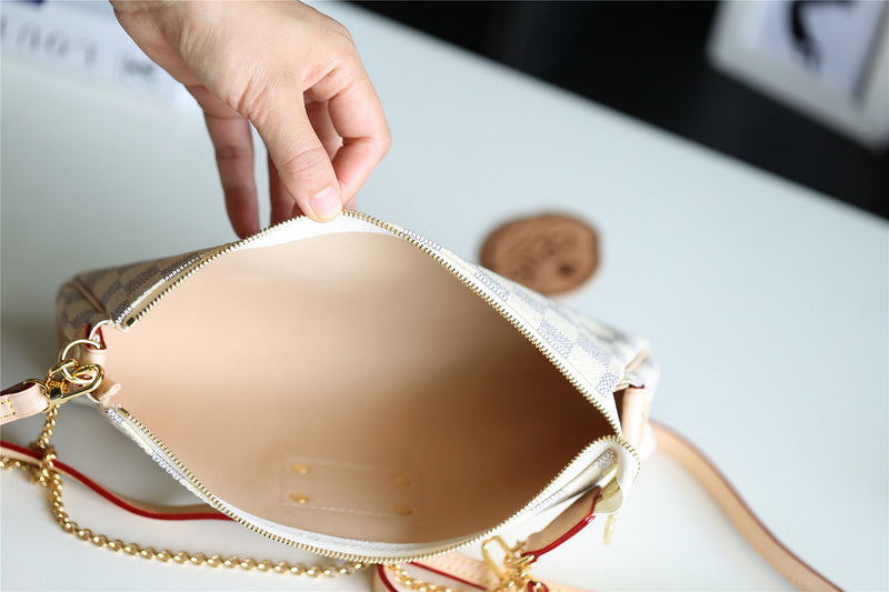 Fan Fashion Lu-Vi bags - 9377