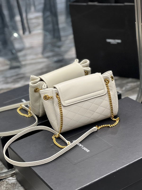 Amelia - YSL Bag - 1973