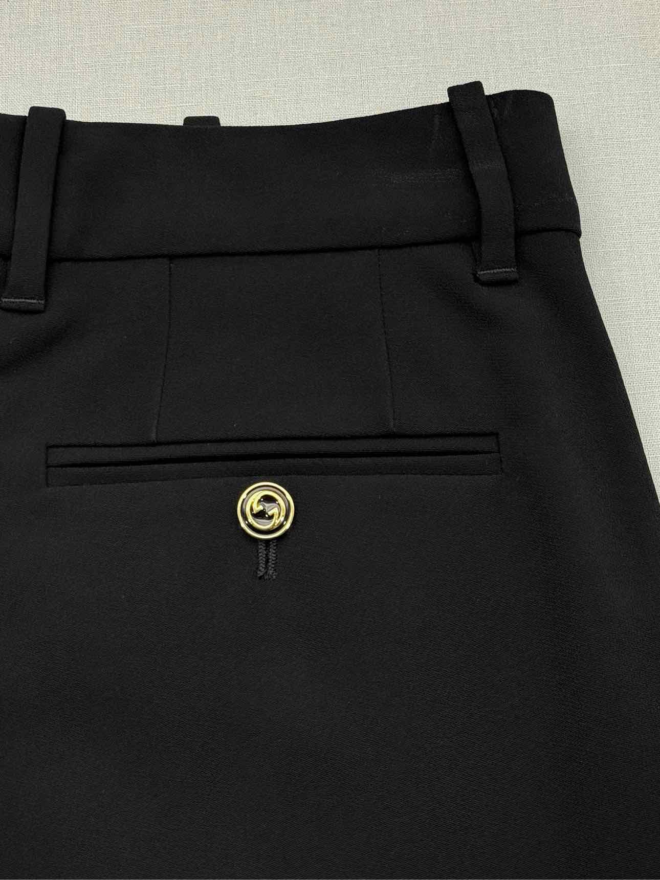 GUCCI Black Size US 4 Shorts