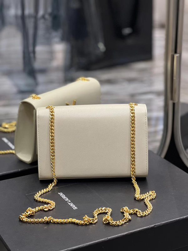 Amelia - YSL Bag - 2030