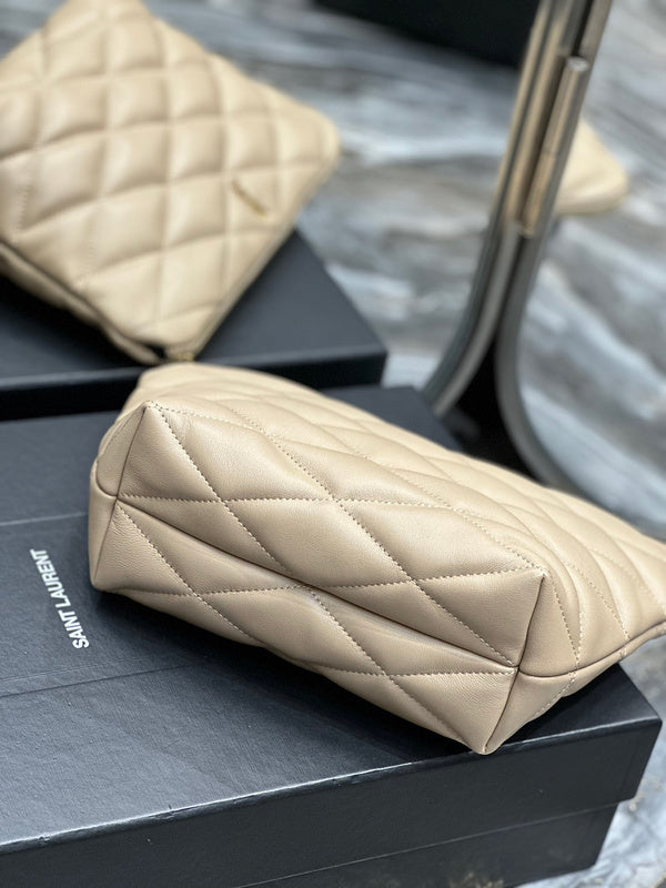 Amelia - YSL Bag - 2355