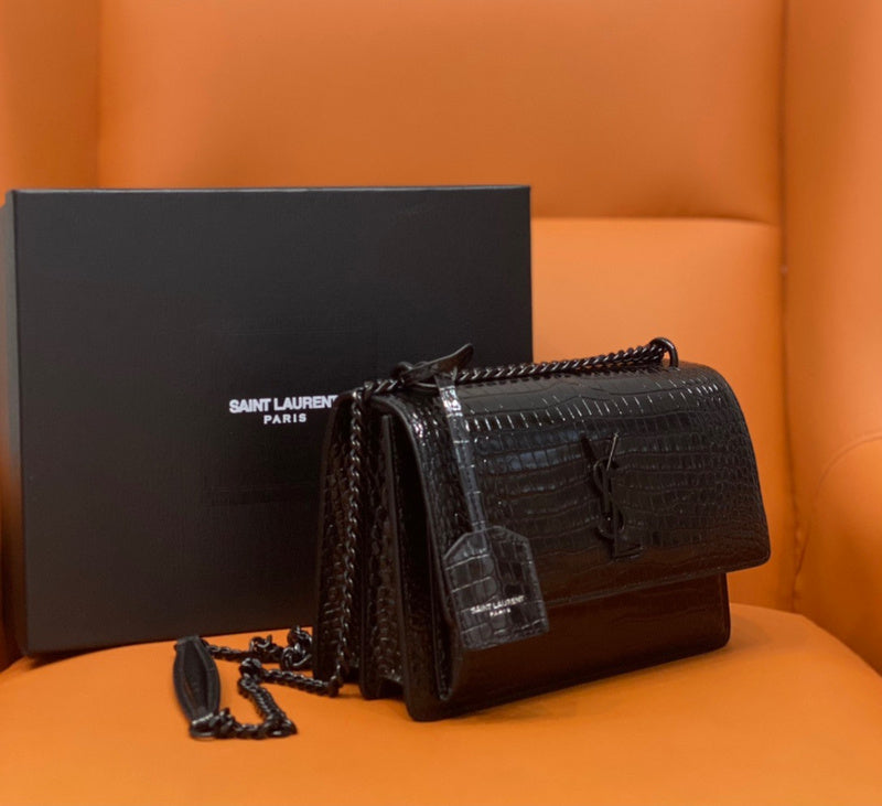 Amelia - YSL Bag - 2033