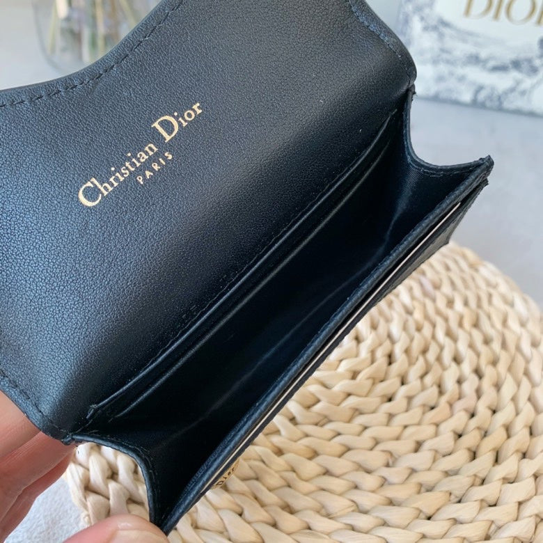 Amelia - DOR Wallets - 046