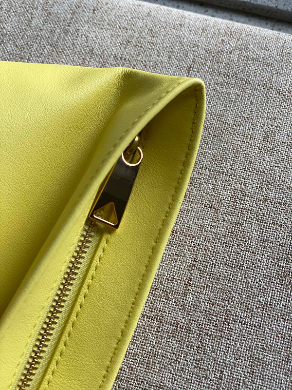 B-VENETA STYLISH HANBAGS FOR WOMEN - 045