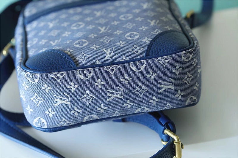 Fan Fashion Lu-Vi bags - 9900