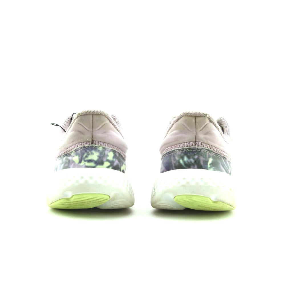 UNDER ARMOUR  CHARGED ESCAPE 4
