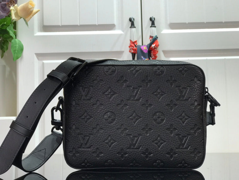 Fan Fashion Lu-Vi bags - 17638