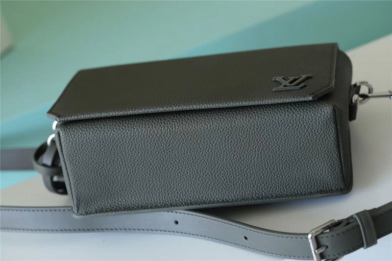 Fan Fashion Lu-Vi bags - 9967