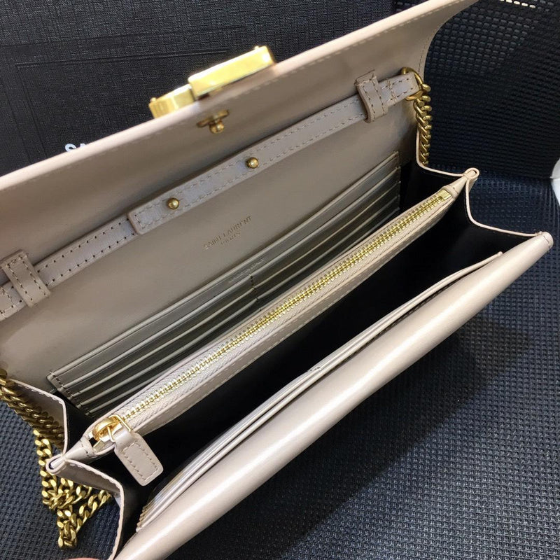 Amelia - YSL Bag - 2676