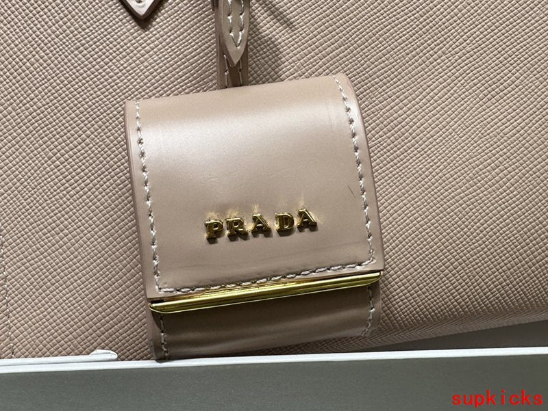 Amelia- Mix Wallets - 389