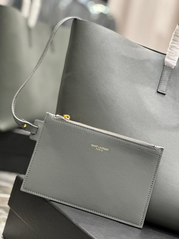 Amelia - YSL Bag - 3943