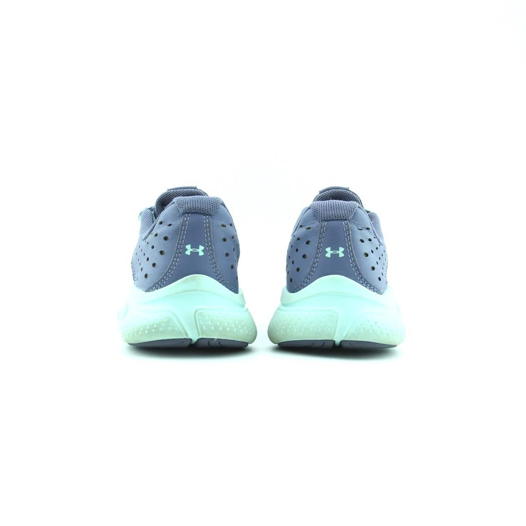UNDER ARMOUR ASSERT 6