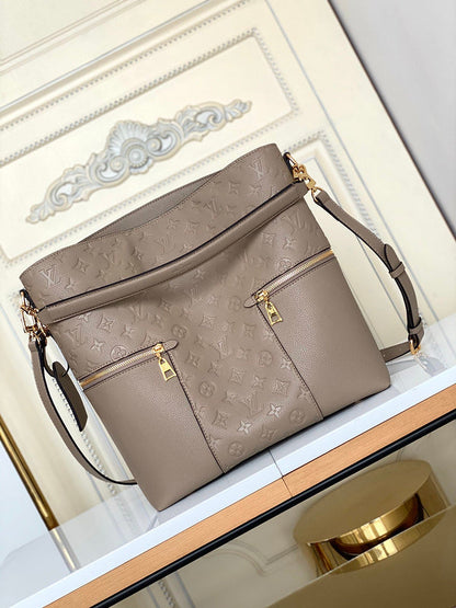 Amelia - LOV Lady Bags - 825