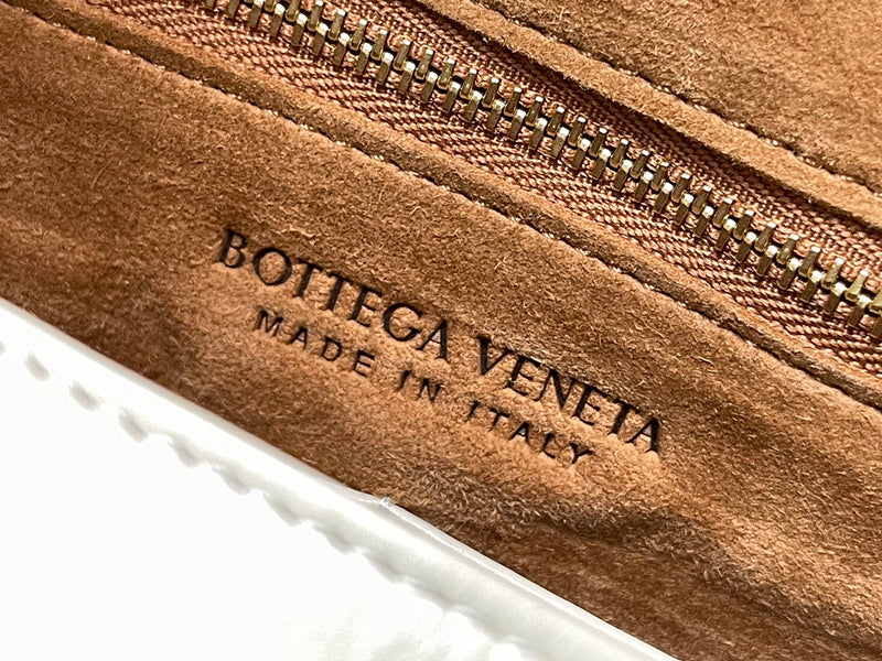 B-VENETA STYLISH HANBAGS FOR WOMEN - - 061
