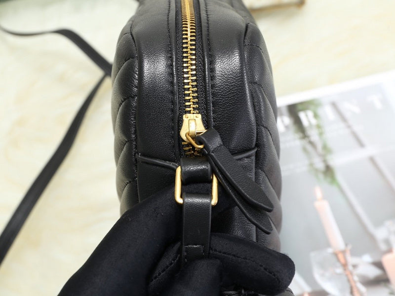 Amelia - YSL Bag - 3541