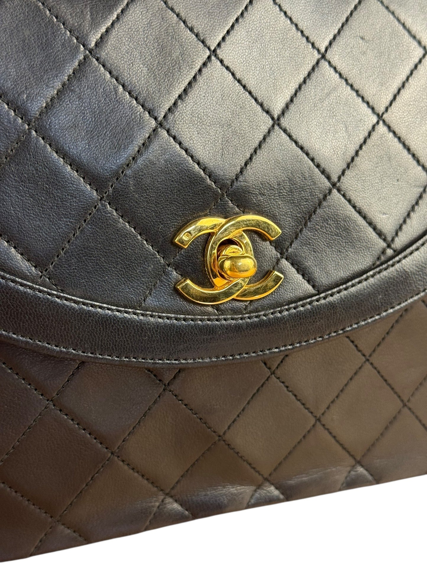 Chanel   Black Quilted Diana Shoulder Bag 1986-1988