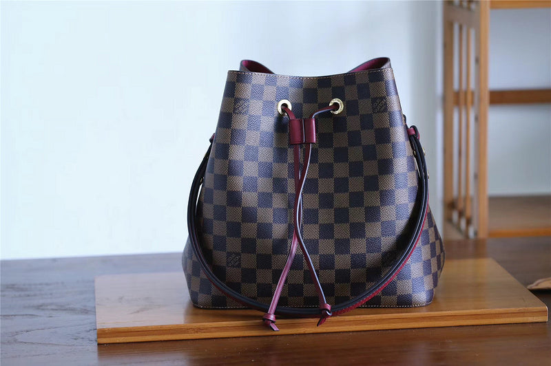 Fan Fashion Lu-Vi bags - 8572