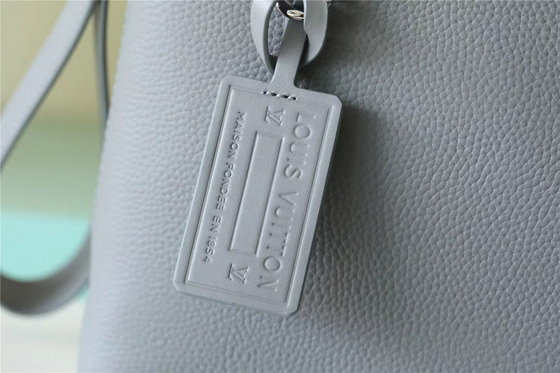 Fan Fashion Lu-Vi bags - 10688