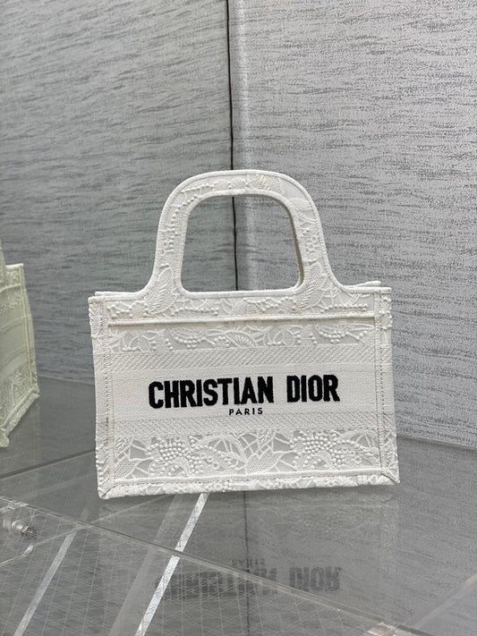 Amelia- DYOR DESIGNER BAGS - 223