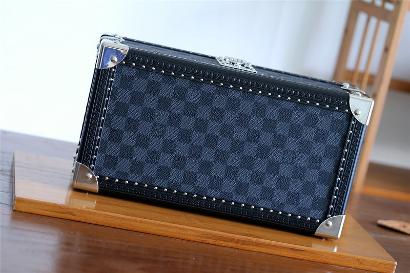 Fan Fashion Lu-Vi bags - 11351