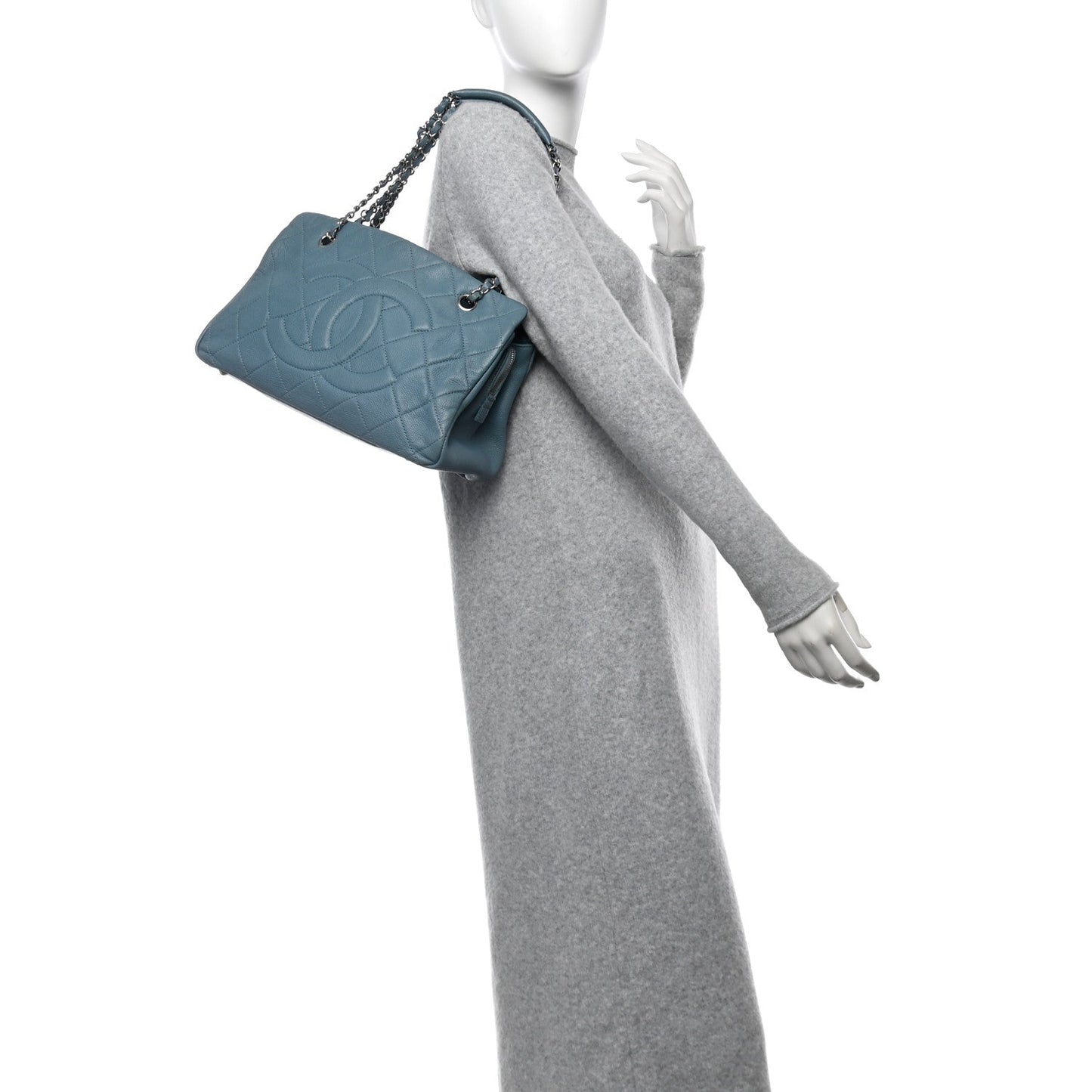 Amelia Caviar Quilted Timeless CC Tote Blue