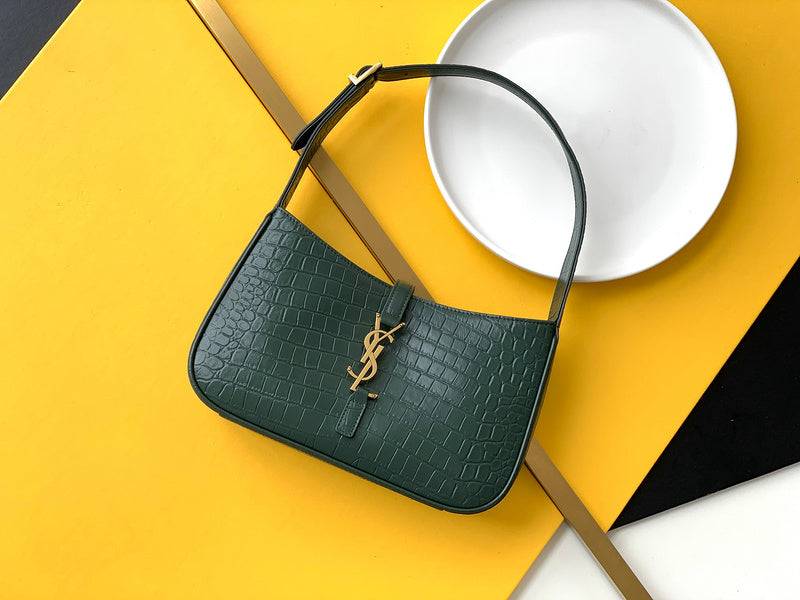 Amelia - YSL Bag - 4124