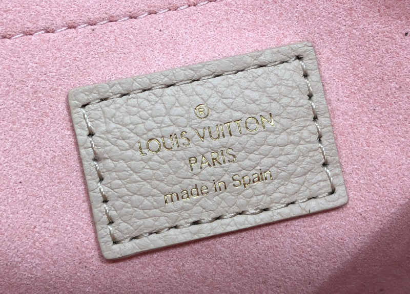 Fan Fashion Lu-Vi Bags - 16910