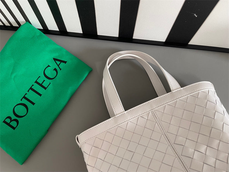 Amelia- BOV Bags - 080