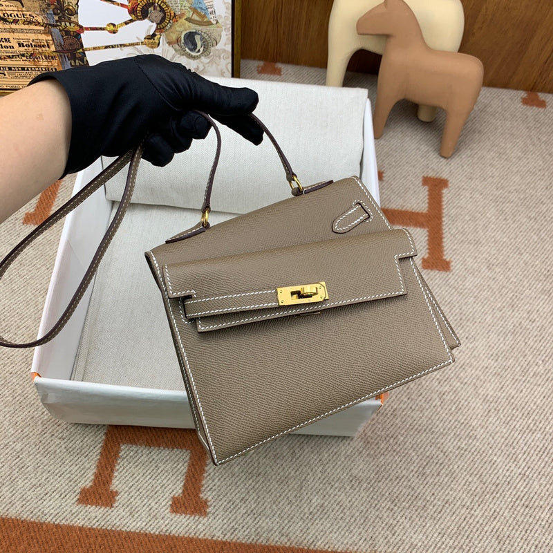 Amelia - HMS Bags - 1718