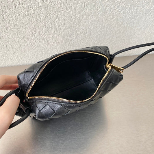 BV Mini Loop Camera Bag Black, For Women, Women’s Bags 6.7in/17Amelia680254V1G118425