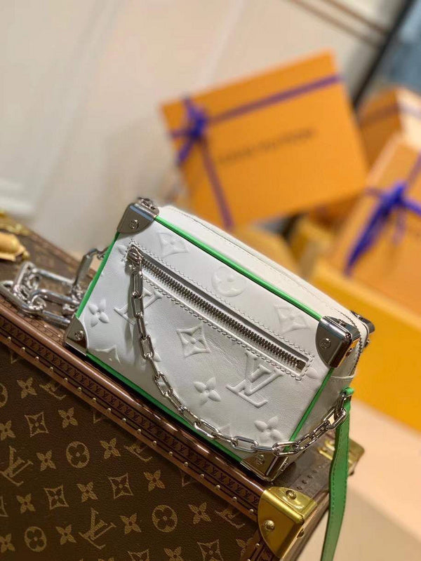 Fan Fashion Lu-Vi bags - 17542