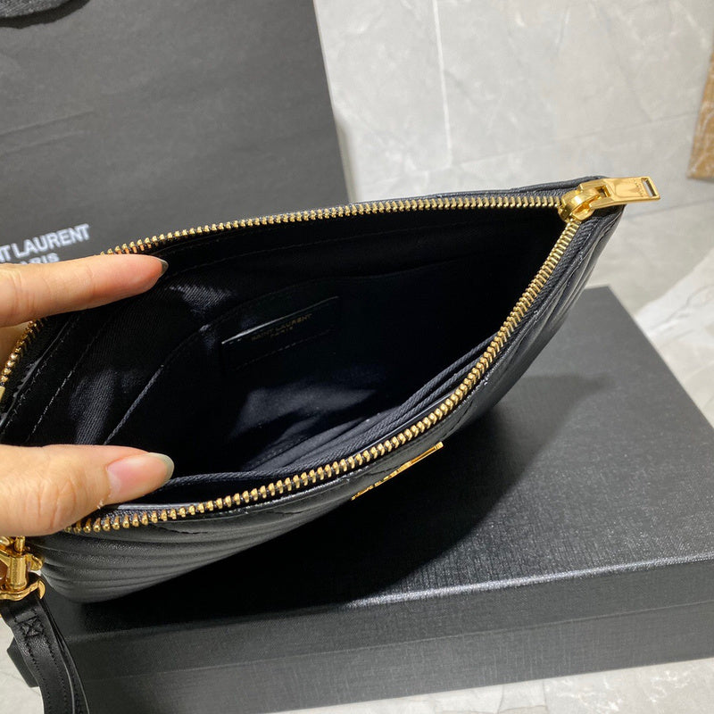 Amelia - YSL Bag - 4018
