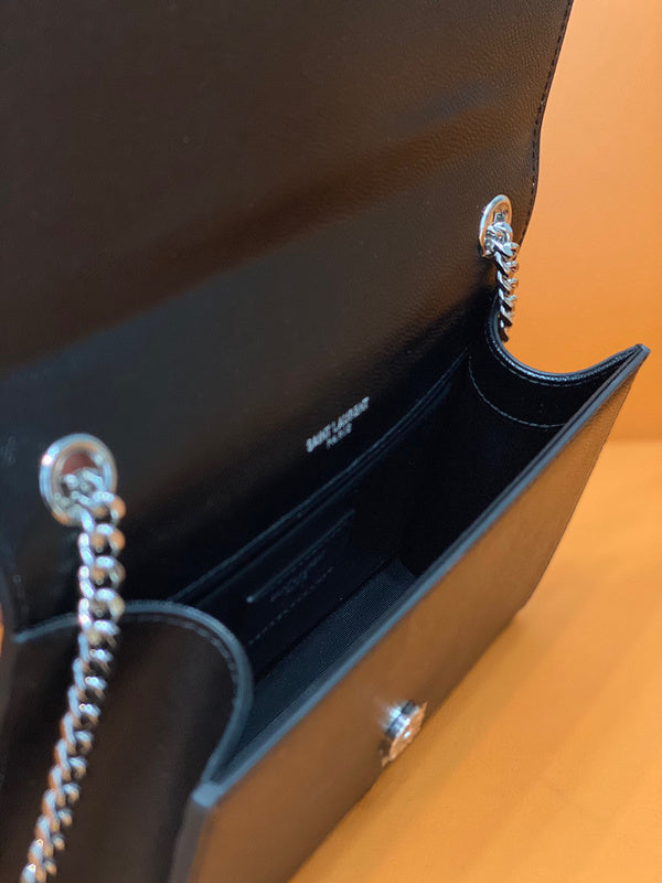 Amelia - YSL Bag - 2019
