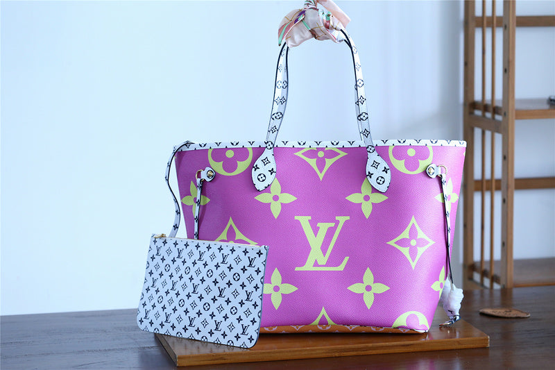 Fan Fashion Lu-Vi bags - 8077