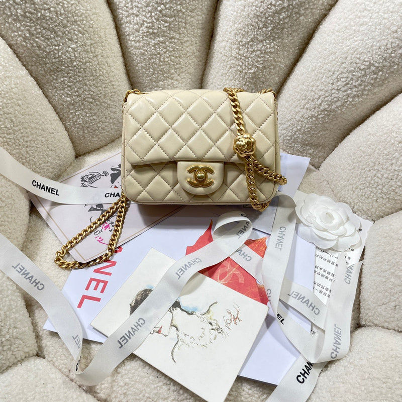 Wellow Bags - Chanel - Bags  - 427