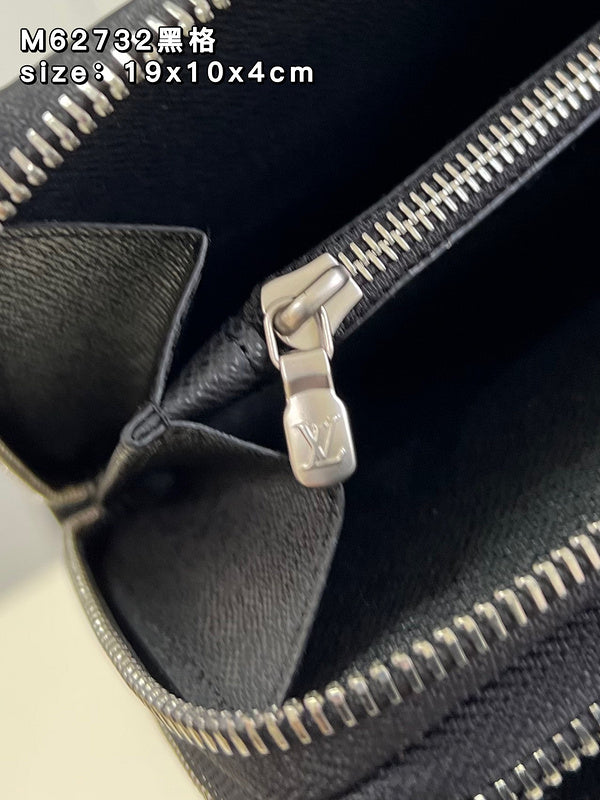Amelia- LOV  Luxury  Wallets - 399