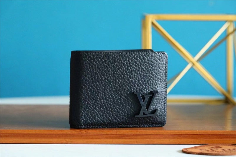 Fan Fashion Lu-Vi bags - 10813