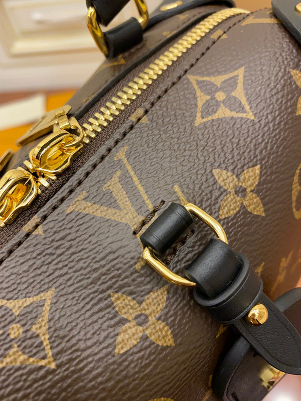 Amelia's Bag Gallery - LOV Bags - 989