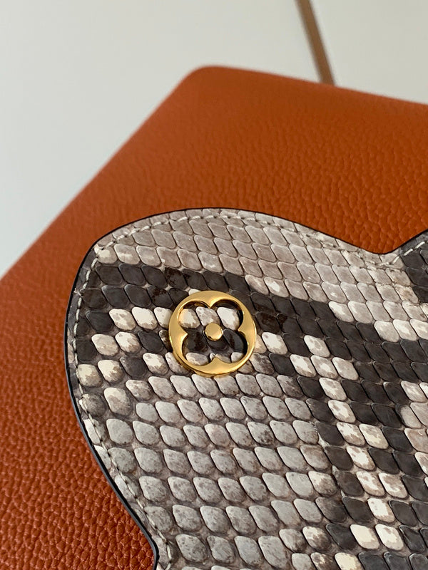Amelia's Bag Gallery - LOV Bags - 666