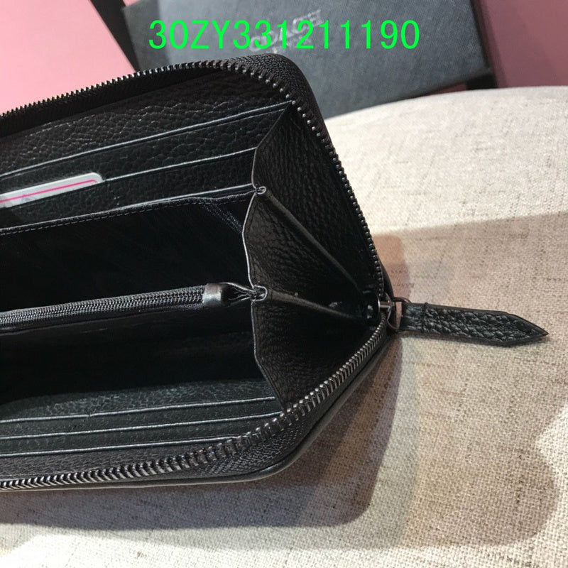 Amelia - CAH Wallet - 100