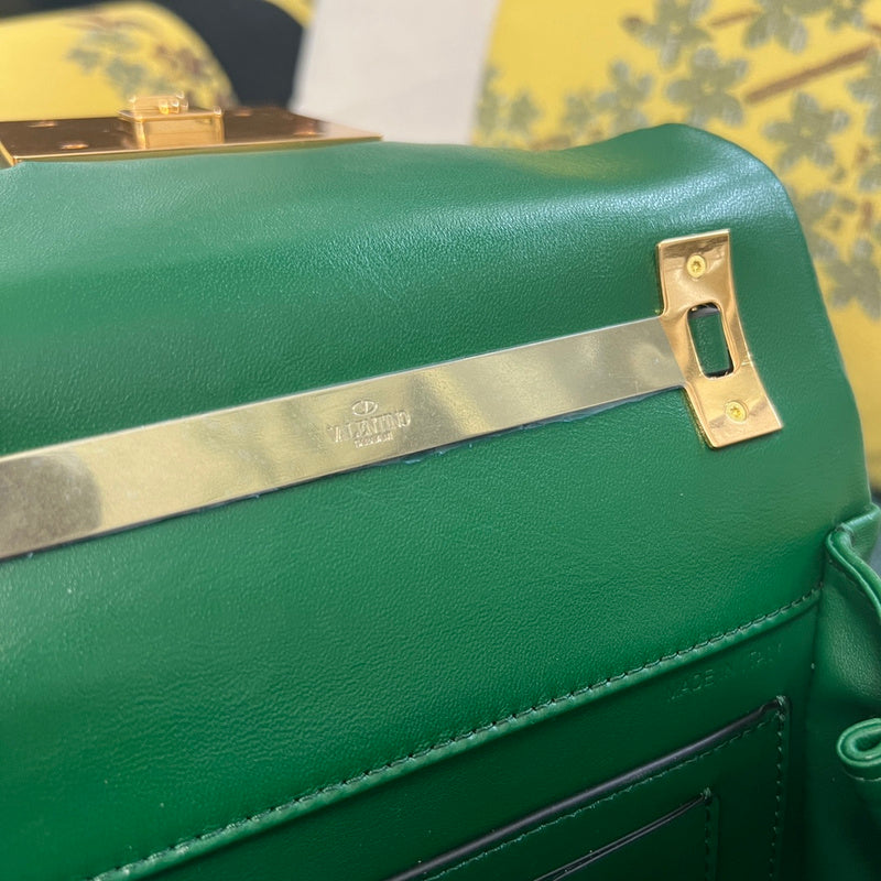 Amelia's Bag Gallery - VEL Bags - 395