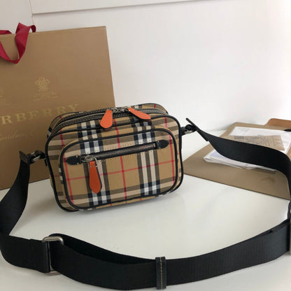 Burberry Bags - Bagsattire   420