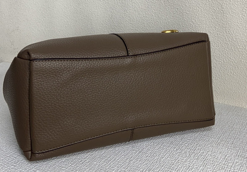 Amelia-i CAH Bags - 038