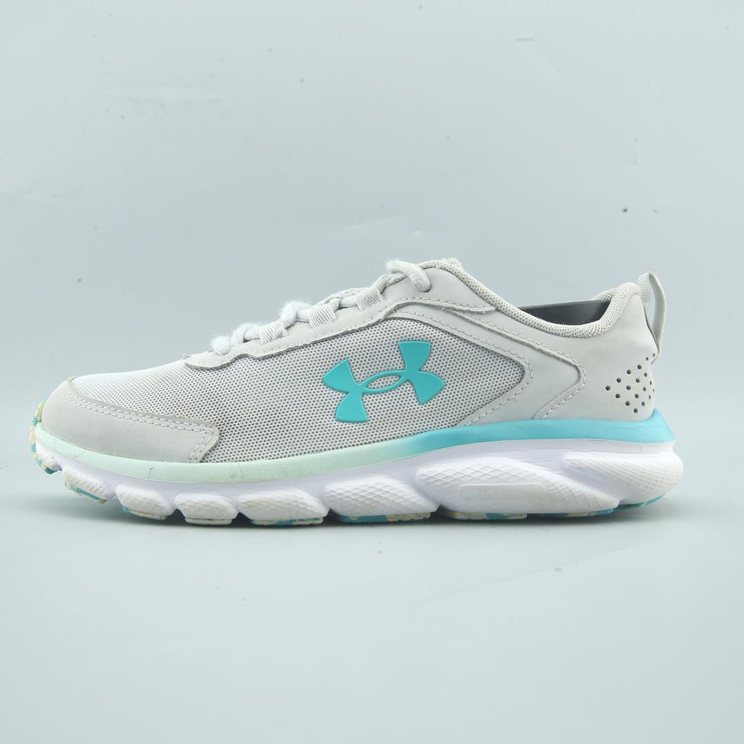 UNDER ARMOUR CHARGED ASSERT 9