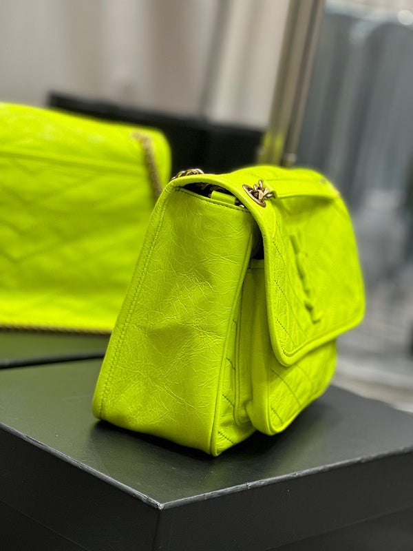 Amelia - YSL Bag - 1971